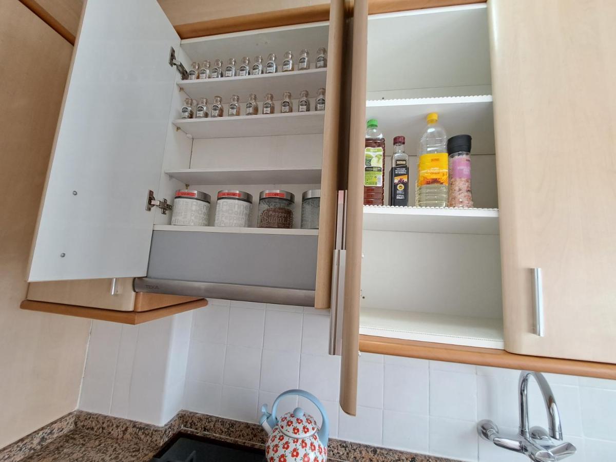 Apartamento Acogedor Con Wifi Valencia Eksteriør billede