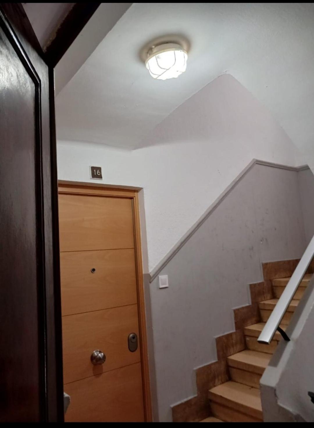 Apartamento Acogedor Con Wifi Valencia Eksteriør billede